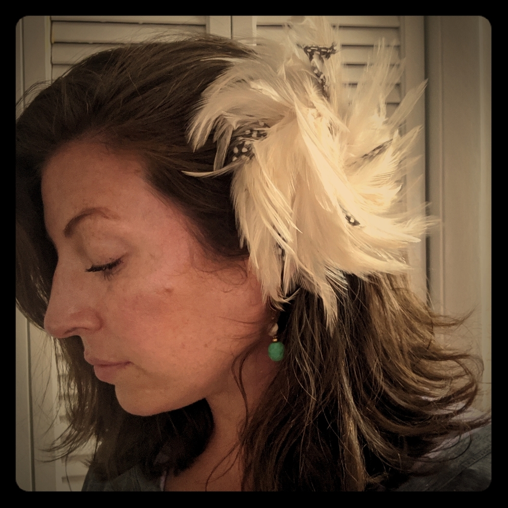 Feather hair comb